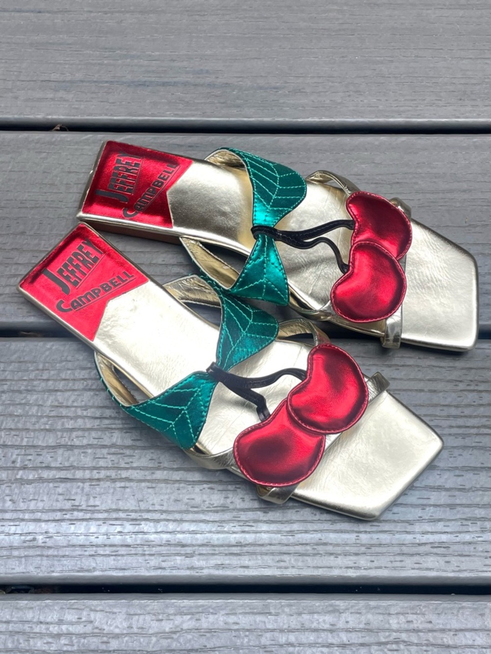 🍒 Extremely rare! 🍒 Y2K Jeffrey Campbell Cherry Slides Vintage Gold Metallic - Picture 3 of 10